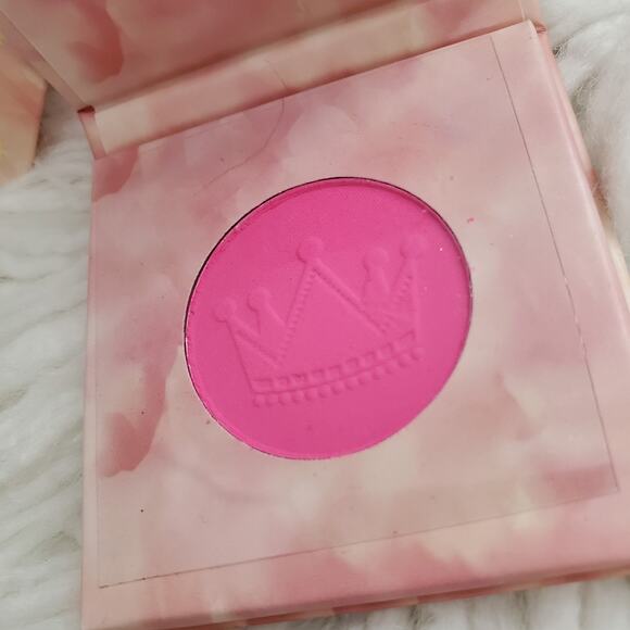 TASH Cosmetics Sun Goddess Hot Pink Eyeshadow Palette - Picture 4 of 4